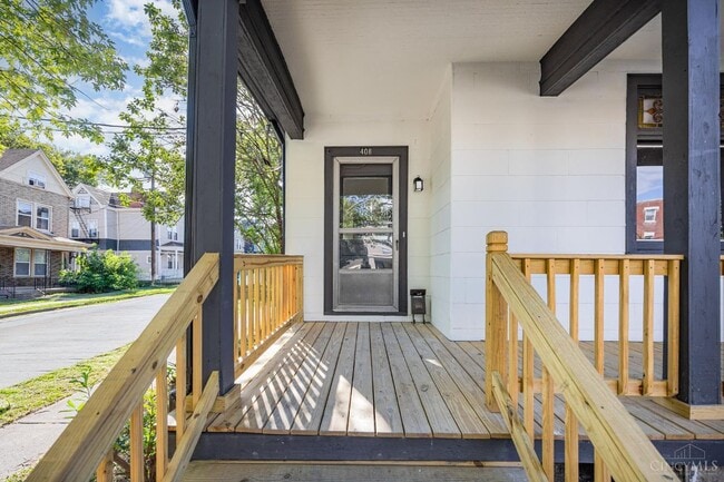 Photo - Two Bedroom Available Now and for 26-27 Year! House