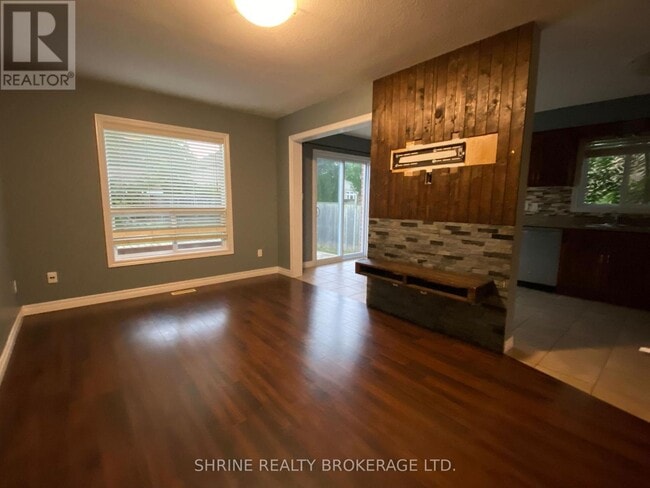 Building Photo - 1104 Foxhunt Rd