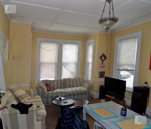 Building Photo - 3 bedroom in Allston MA 02134