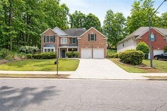 Building Photo - 4324 Canaan Way NE