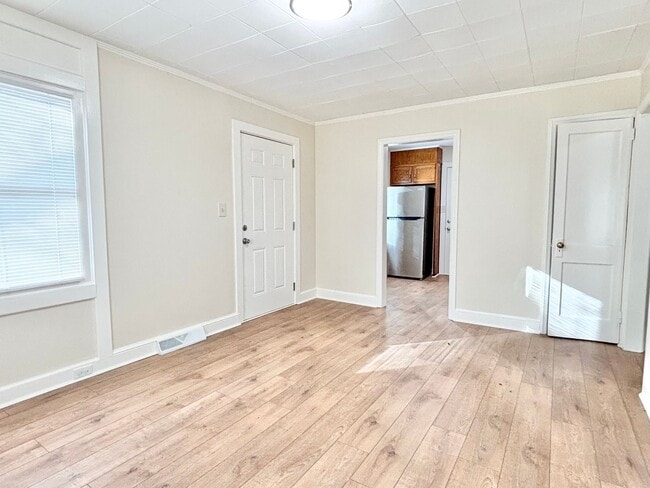 Building Photo - 2 BR convenient to Hwy 220 and HWY 29