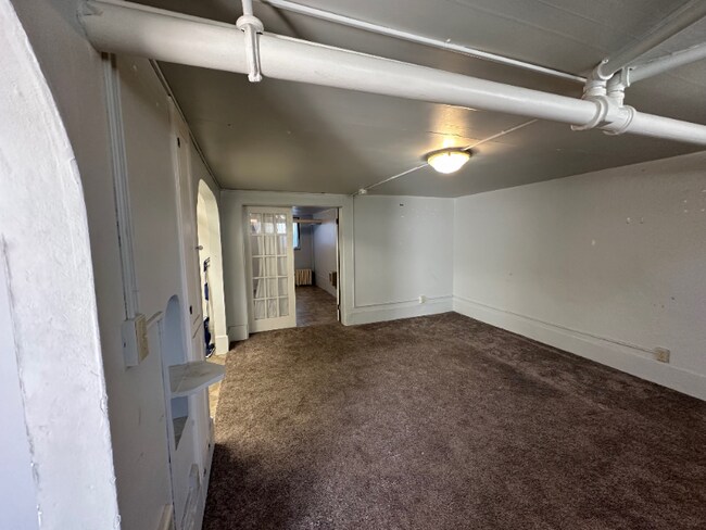 Building Photo - 178 N 200 E