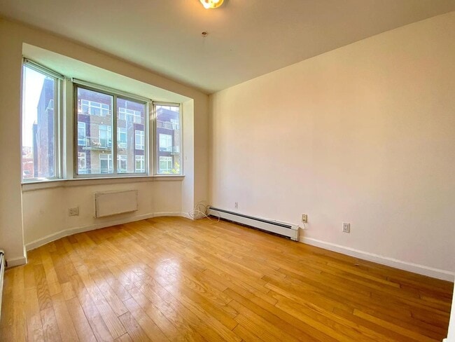 Foto del edificio - 41-25 Kissena Blvd