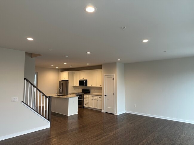 Building Photo - 182 Mahogany Ln