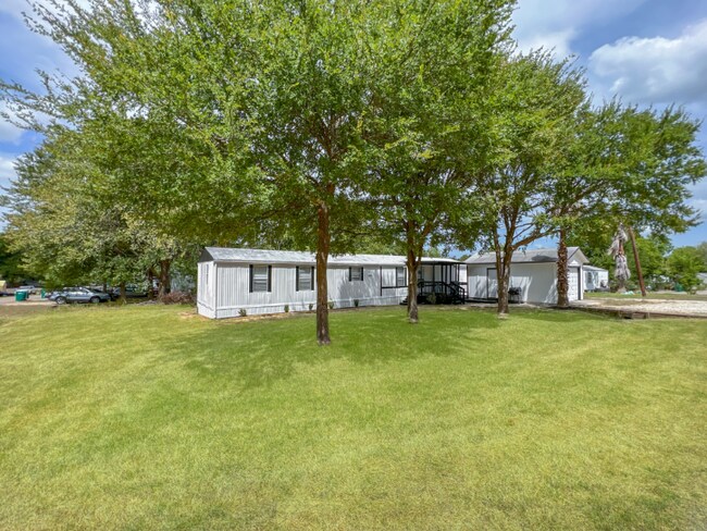 Foto del edificio - 13336 Enchanted Ct