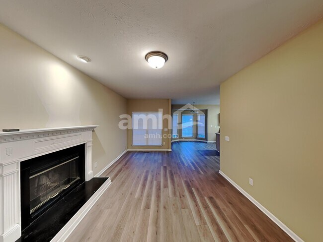 Foto del edificio - 5608 Craftwood Ct