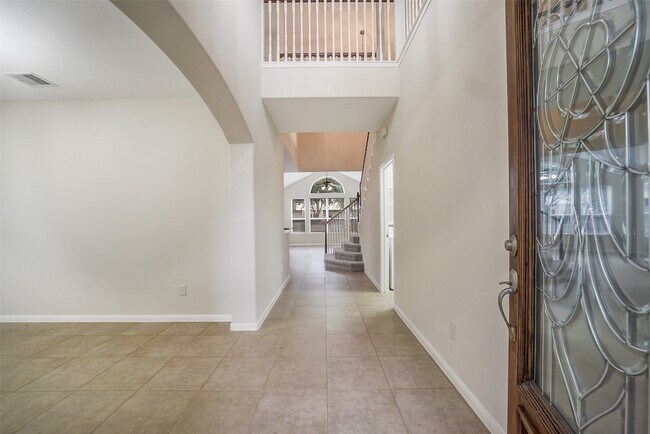 Foto del edificio - 24538 Evangeline Springs Ln