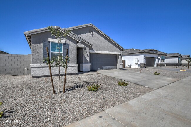 Foto del edificio - 15412 W Smoketree Dr