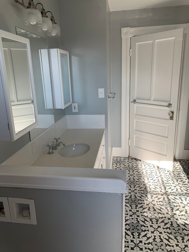 Foto del edificio - 118 Vernon St