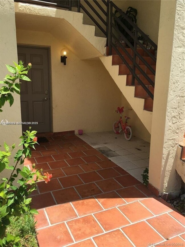 Foto del edificio - 3551 Magellan Cir