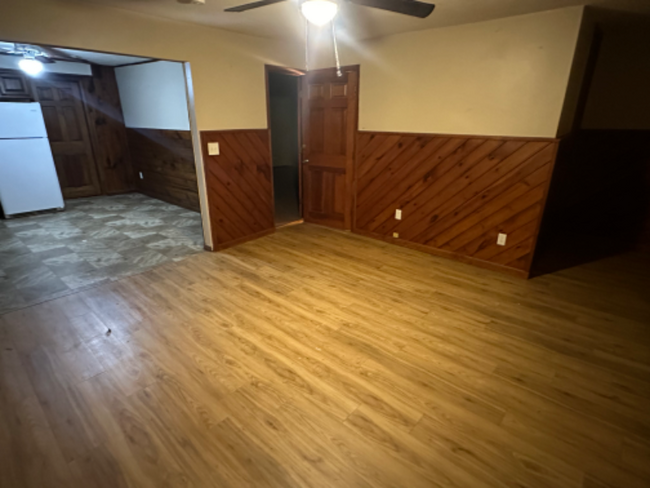 Building Photo - 1206 Farber Ct