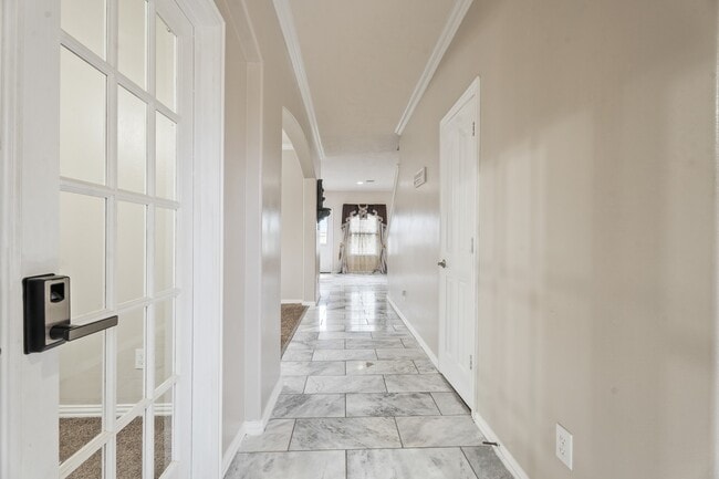 Foto del edificio - 6605 Fallen Breeze Ln