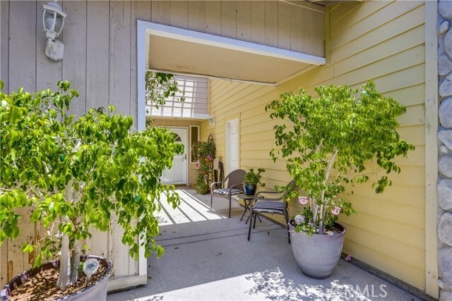 Building Photo - 23521 Ave La Caza