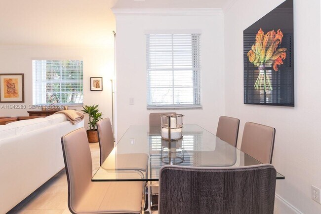 Foto del edificio - 3165 NE 184th St