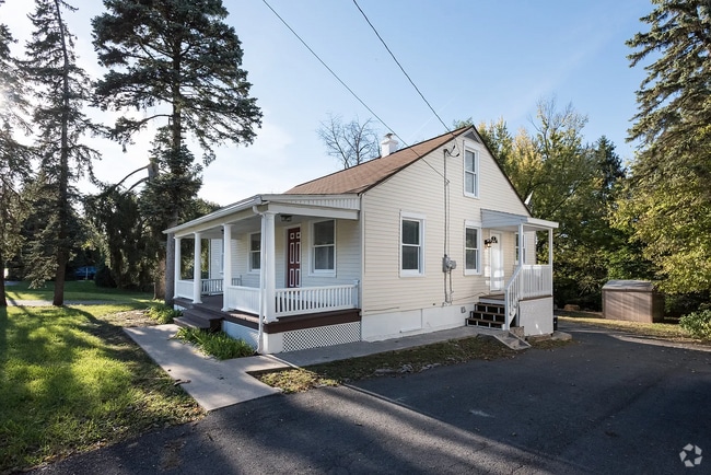 Building Photo - 4721 E Trindle Rd