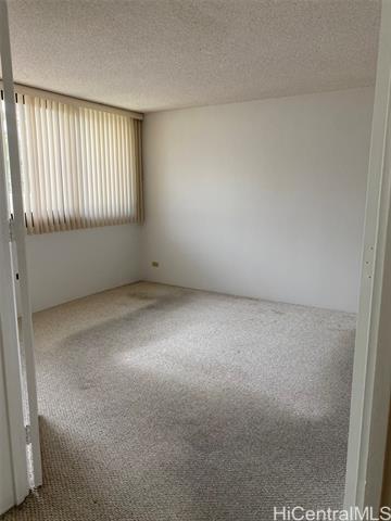 Building Photo - 250 Kawaihae St