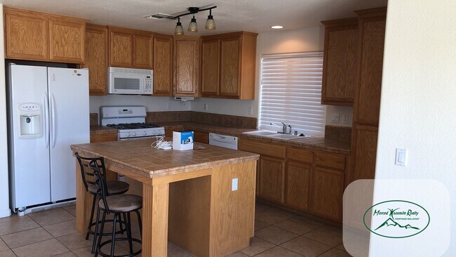 Foto del edificio - Do Not Disturb The Tenant!