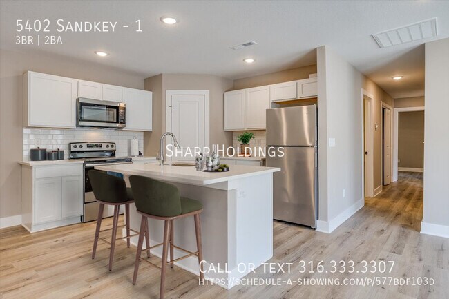 Foto del edificio - 5402 N Sandkey St
