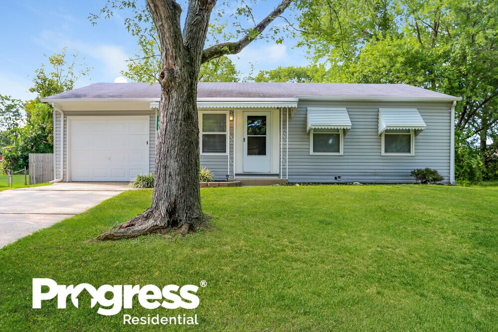 12439 Pizarro Dr, St. Louis, MO 63138 House for Rent in St. Louis, MO