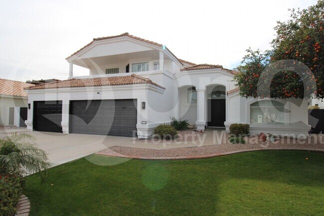 Foto del edificio - 2243 E Nora St