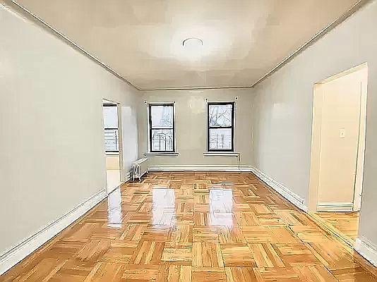 Foto principal - 2 bedroom in BRONX NY 10471