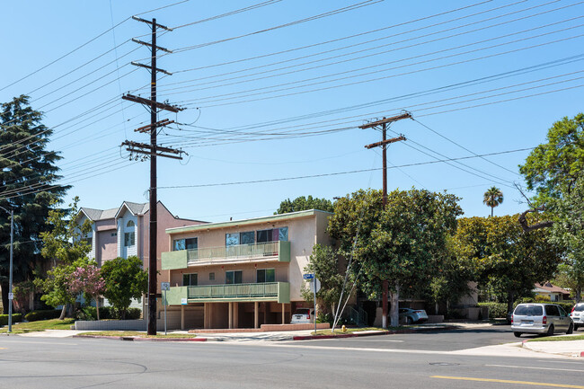 Building Photo - 13505 Burbank Blvd