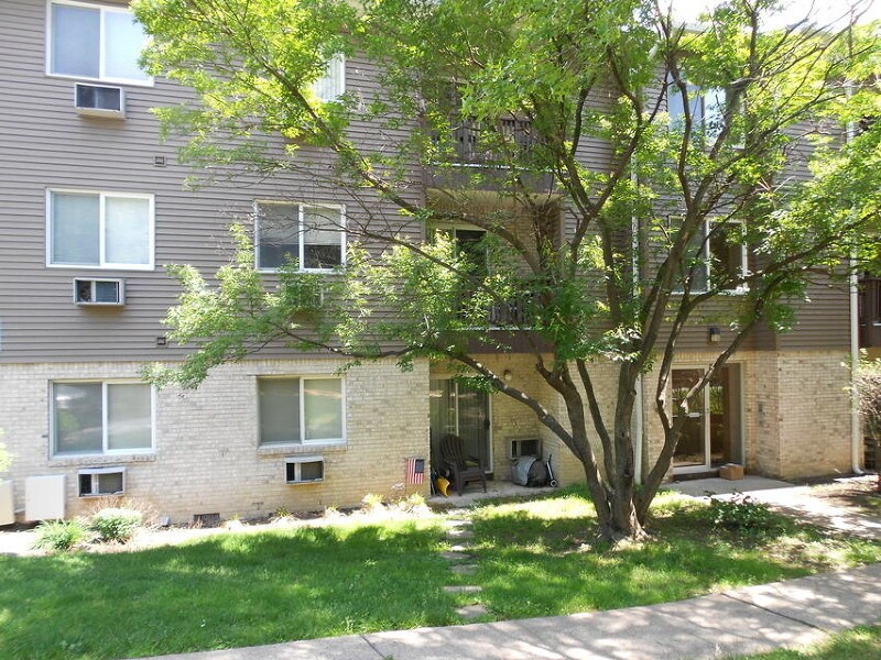 Foto principal - 109 Federal Hill Rd
