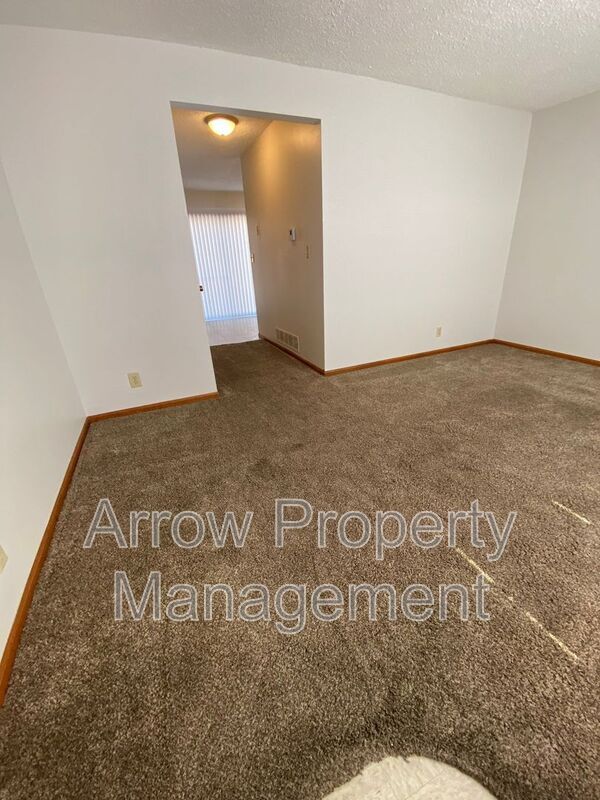 Building Photo - 1326 S Jackson St