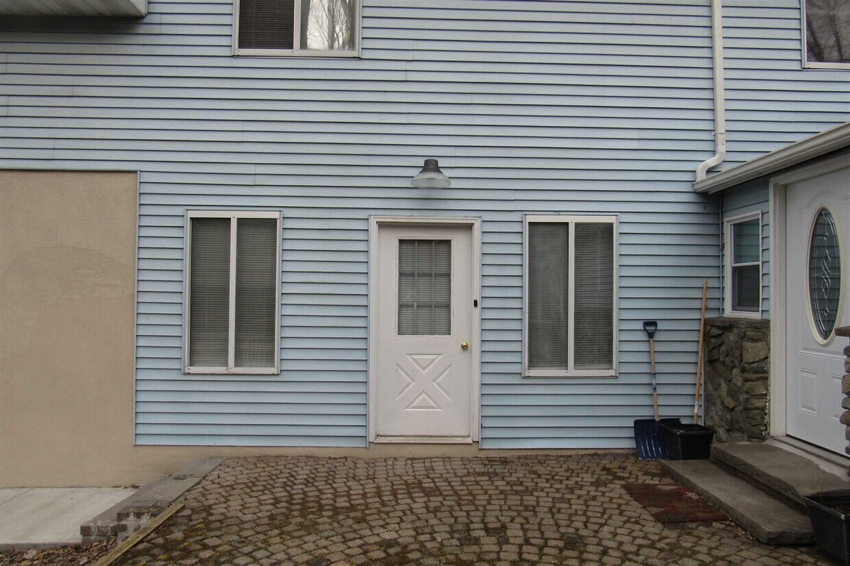 94 Velie Rd Unit A, Lagrangeville, NY 12540 Apartment for Rent in