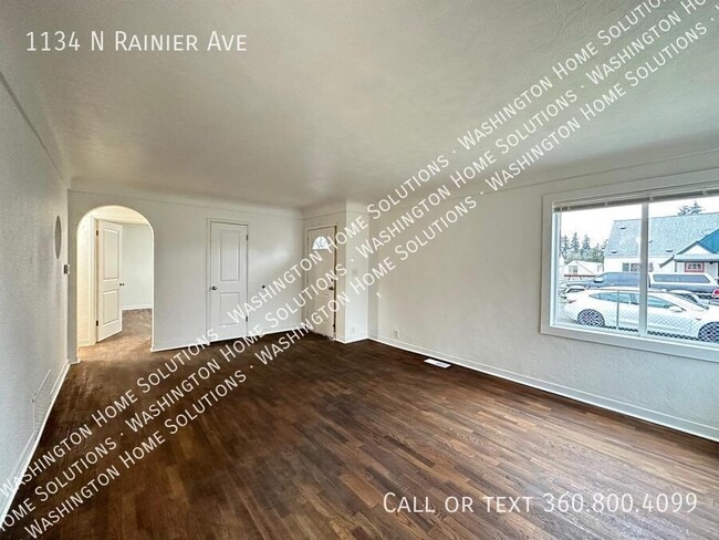Building Photo - 1134 N Rainier Ave