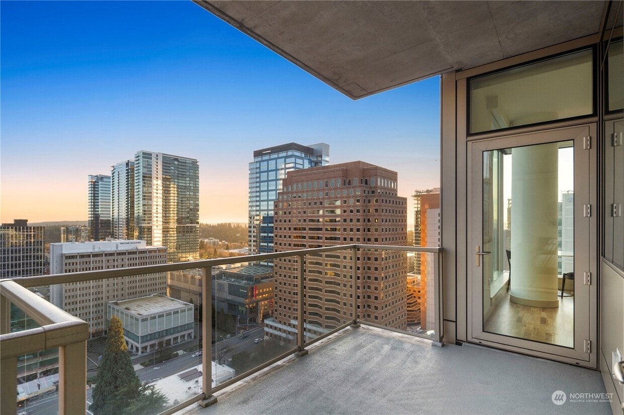 City Views - 10610 NE 9th Pl