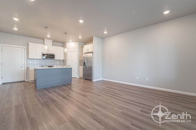 Foto del edificio - 16323 NE 21st St