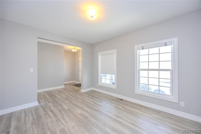 Building Photo - 46 Eagleview Dr