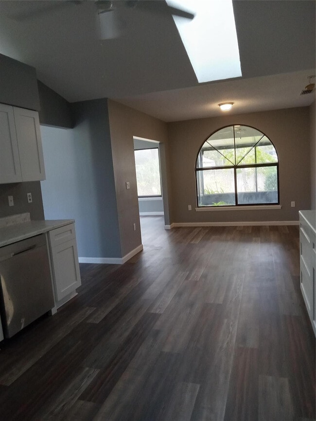 Foto del edificio - 108 Greentree Ln