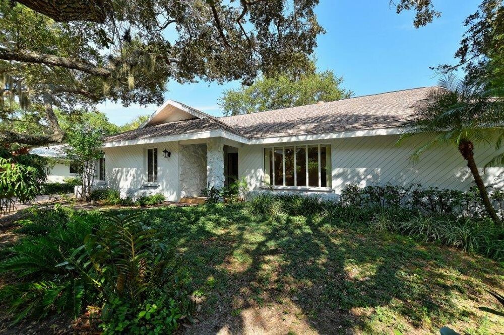 1224 S View Dr, Siesta Key, FL 34242 House for Rent in Siesta Key, FL