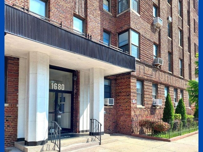 Building Photo - 1680 Ocean Ave