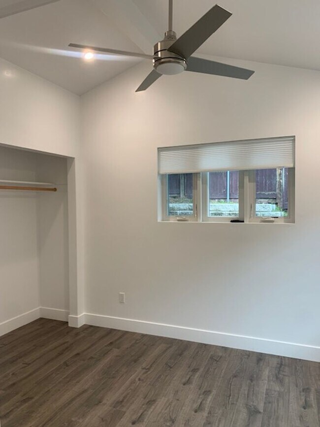 Building Photo - Brand New 1BR 1Bath Morro Bay includes all...