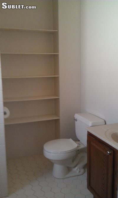 Building Photo - 1423 Bleeker Ave