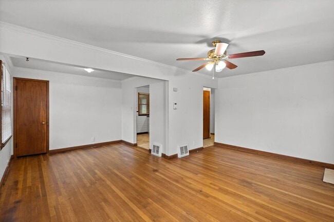 Building Photo - 10514 Anson Dr