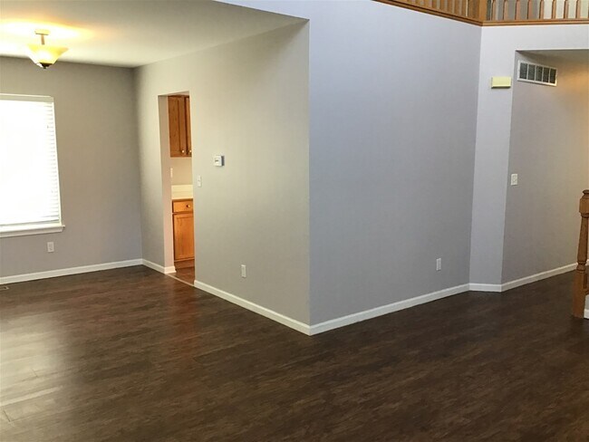 Foto del edificio - 22032 W Lakeland Trail
