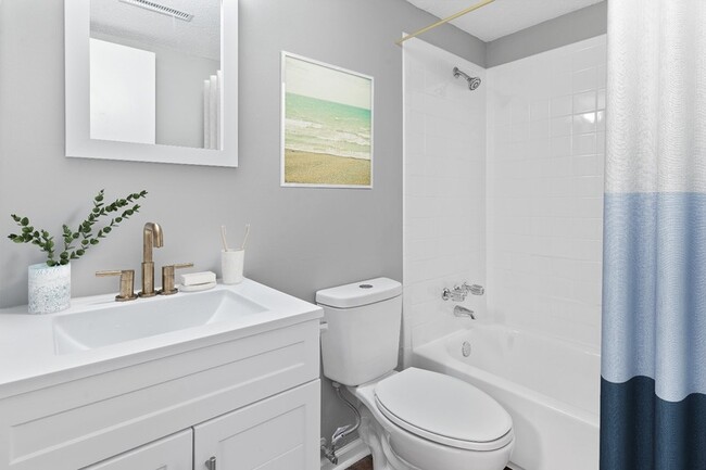Foto del edificio - 3050 N 58th St