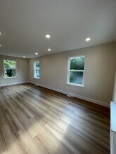 Building Photo - 3105 E 37th St