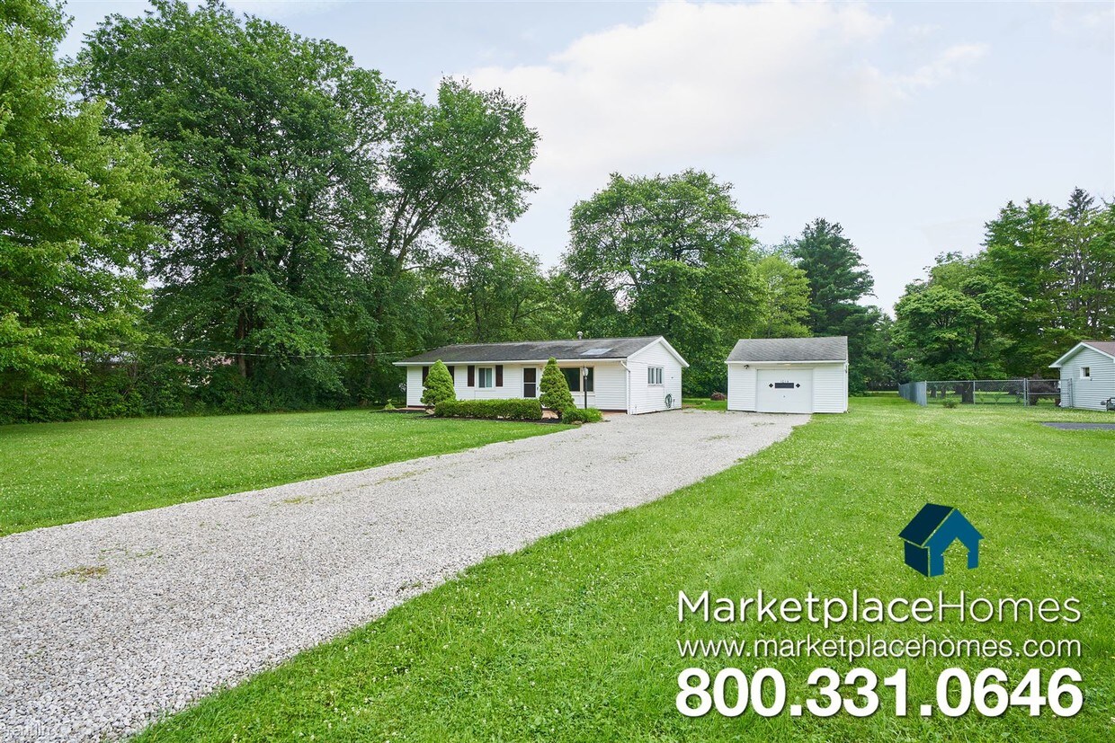 Foto principal - 3 br, 1 bath House - 1014 Thistleridge Dr