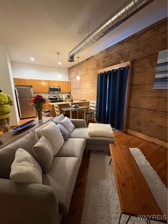 Foto del edificio - 43 Central Ave