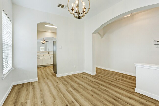 Sala flexible - 128 Almquist St
