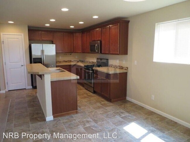 Building Photo - 4 br, 2.5 bath House - 19110 19th Ave Ct E