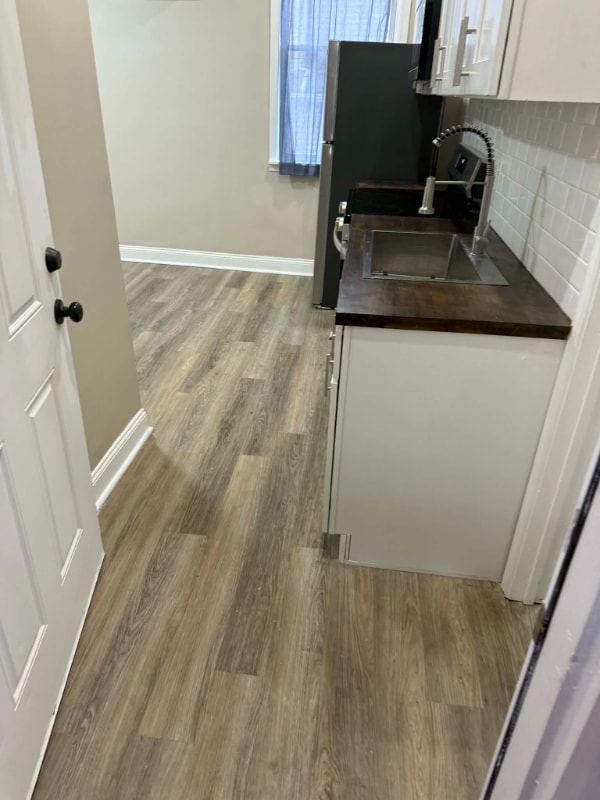 Building Photo - 233 W Madison St