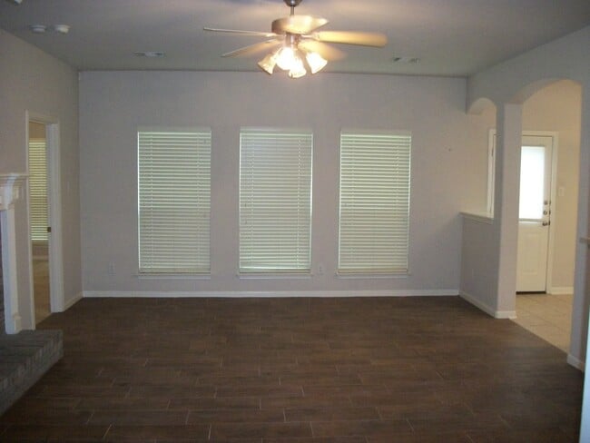 Foto del edificio - Beautiful home in Stone Oak area!
