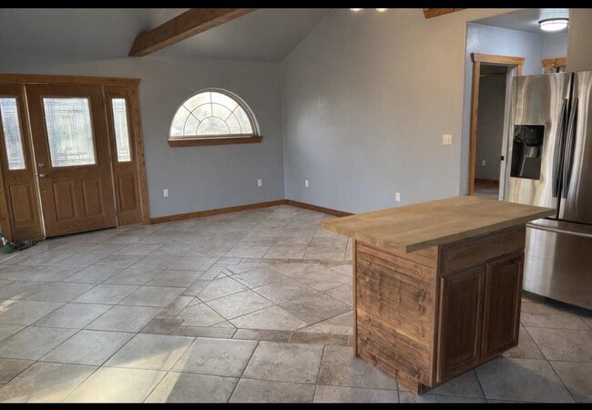 Building Photo - 27210 S Hwy 125