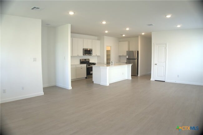 Foto del edificio - 8965 Gila Rdg